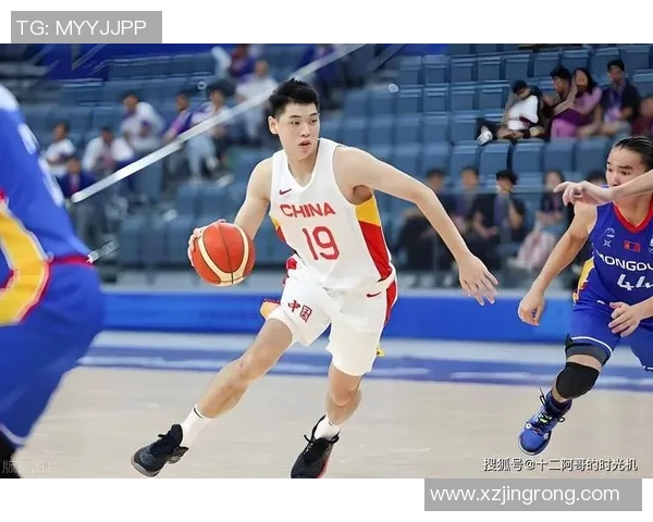 篮球明星男性特征探讨：身高体型与运动能力的完美结合与影响